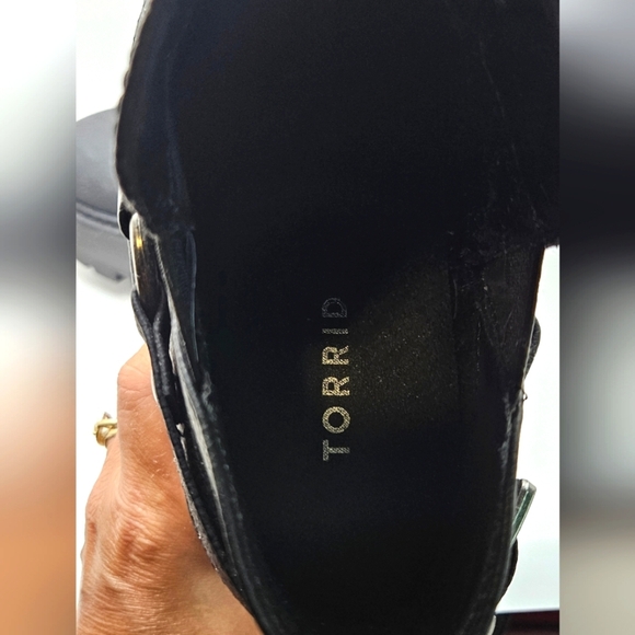 TORRID LUG SOLE BIKER BOOTS Size 7.5 Wide Width NWOT Black - Picture 7 of 9